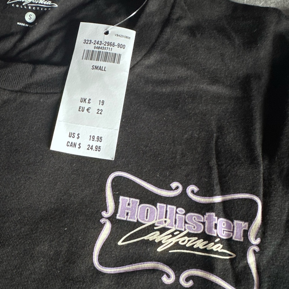 Brand new with tags Hollister t shirt size small